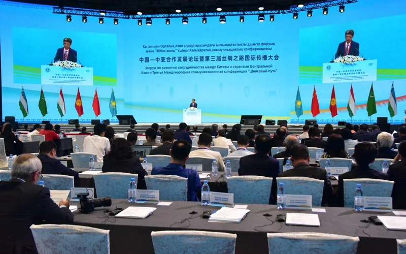 Глава государства поздравил участников форума СМИ «Китай — Центральная Азия»