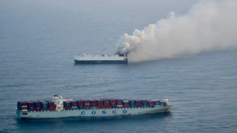 кеме суға батты