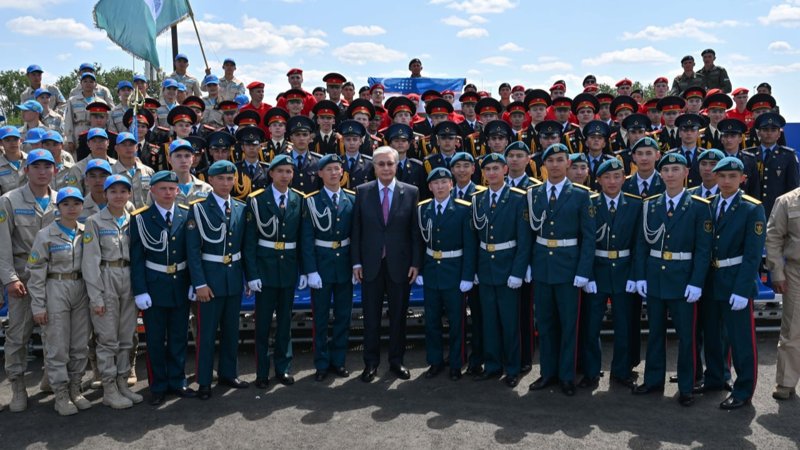 Мемлекет басшысы XI «Айбын» халықаралық әскери-патриоттық жастар жиынын ашты Мемлекет басшысы XI «Айбын» халықаралық әскери-патриоттық жастар жиынын ашты