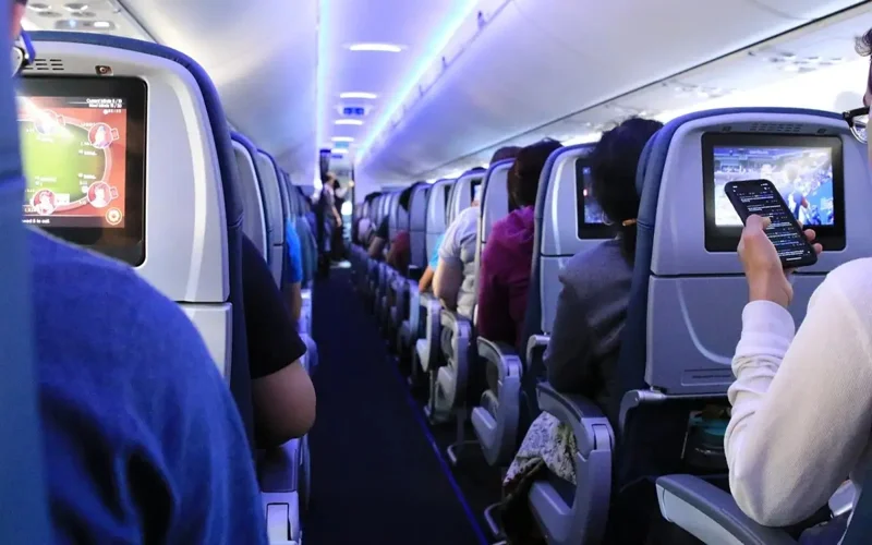 Kazakhstan airlifts passengers from UAE and Qatar