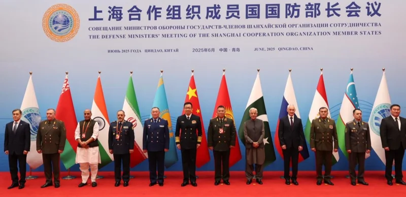 上海合作组织成员国国防部长会议在中国青岛举行