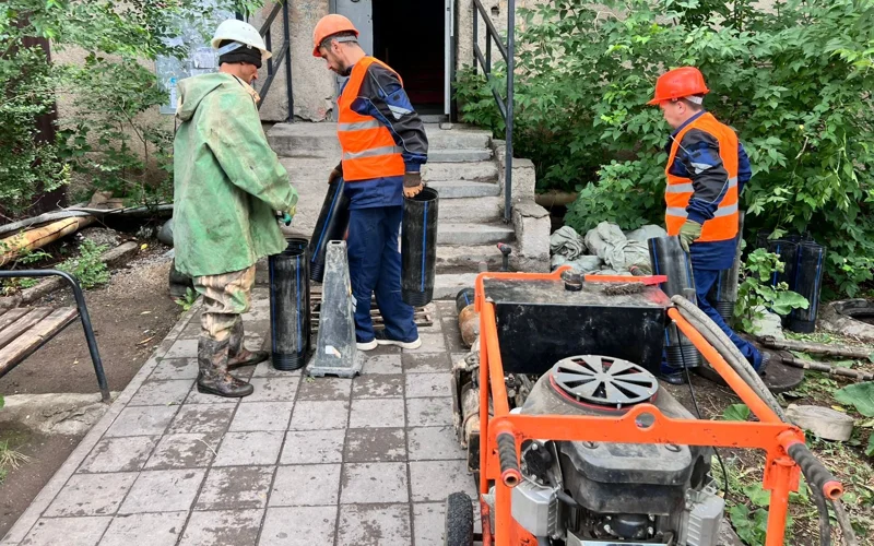 Qaraǵandydaǵy keıbir qubyrlar men káriz júıesi 100 paıyz tozǵan