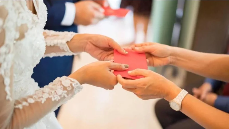 Қизил конверт ёхуд тўйда 40 000 доллар ўғирланди