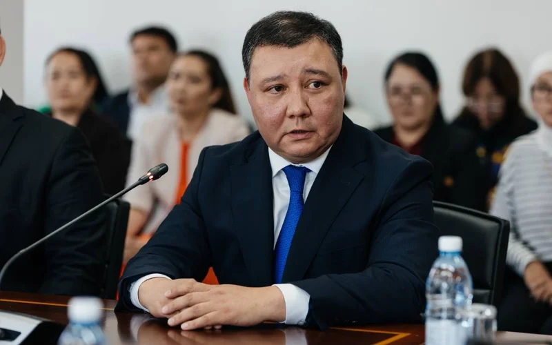 Серик Амиров