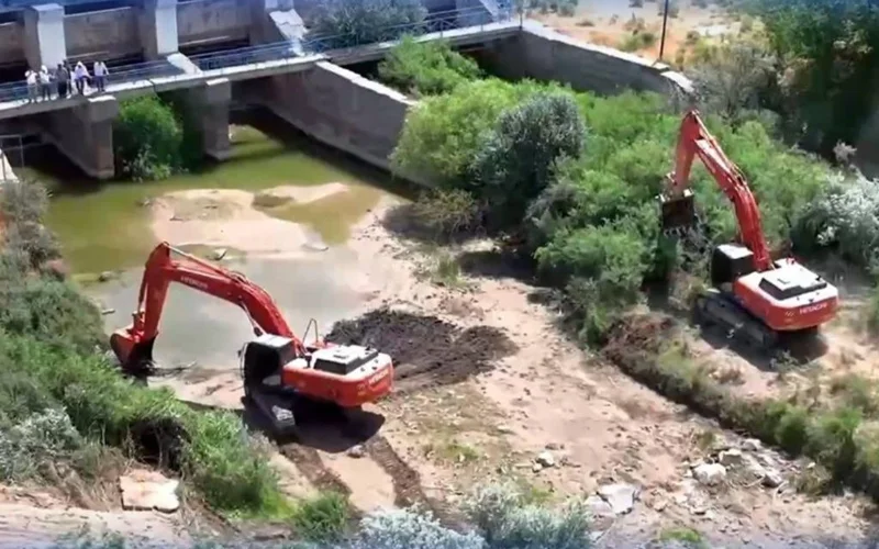 Jambyl kanaly 40 jyldan keıin alǵash ret tazartyla bastady