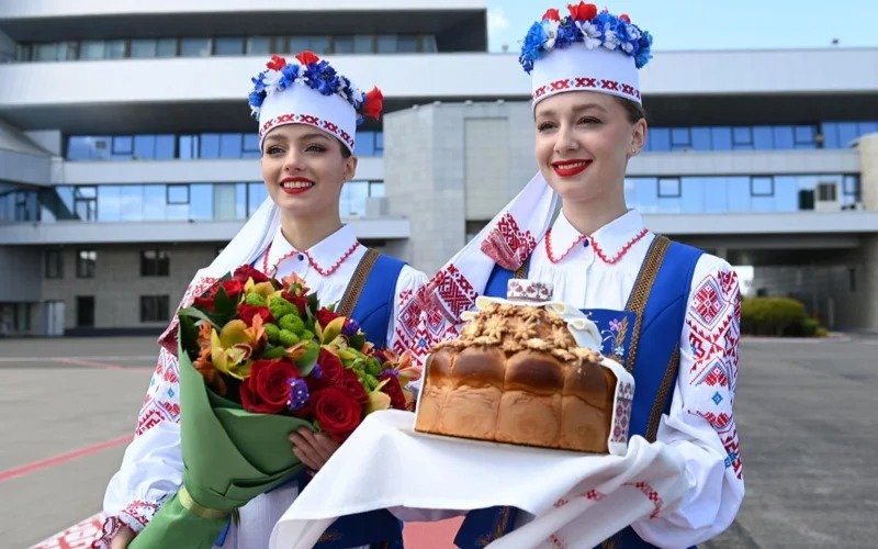 Давлат раҳбари Минск шаҳрига ташриф буюрди Давлат раҳбари Минск шаҳрига ташриф буюрди