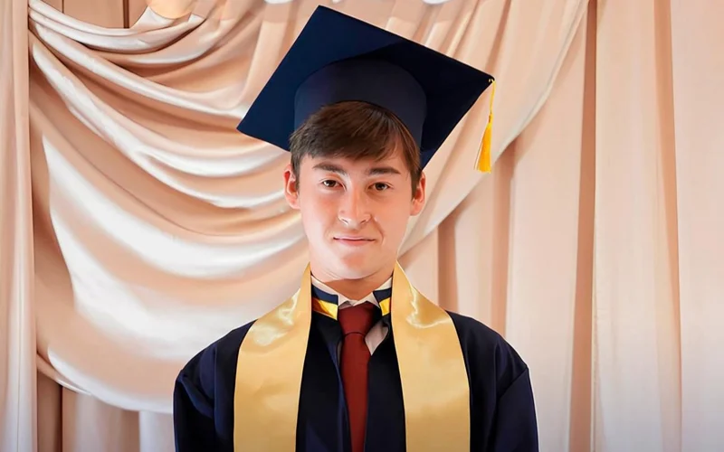 Приглашения от 47 университетов мира получил выпускник из Шымкента