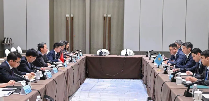 哈中能源主管部门负责人会谈 聚焦能源合作路线图