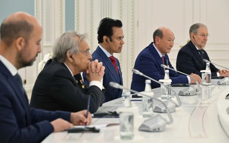 Head of State welcomes international neurosurgery specialists Head of State welcomes international neurosurgery specialists