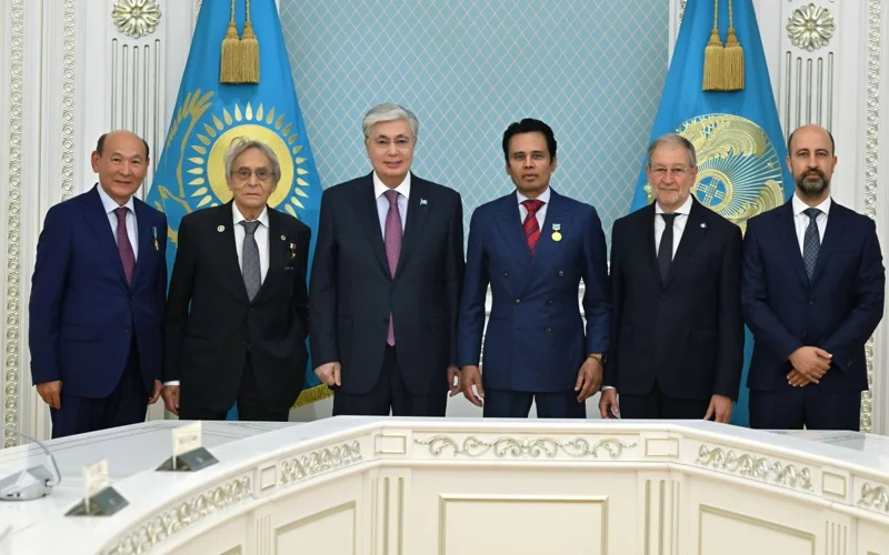 Глава государства встретился с представителями мировой нейрохирургии