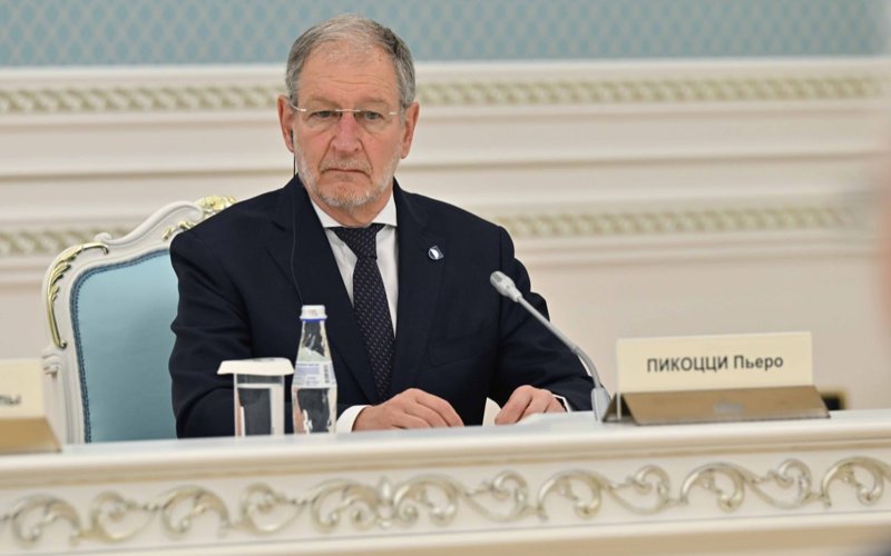 Глава государства встретился с представителями мировой нейрохирургии Глава государства встретился с представителями мировой нейрохирургии