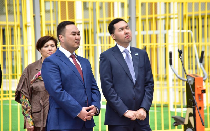 Президент БАҚ өкілдеріне пәтер тапсырды Президент БАҚ өкілдеріне пәтер тапсырды