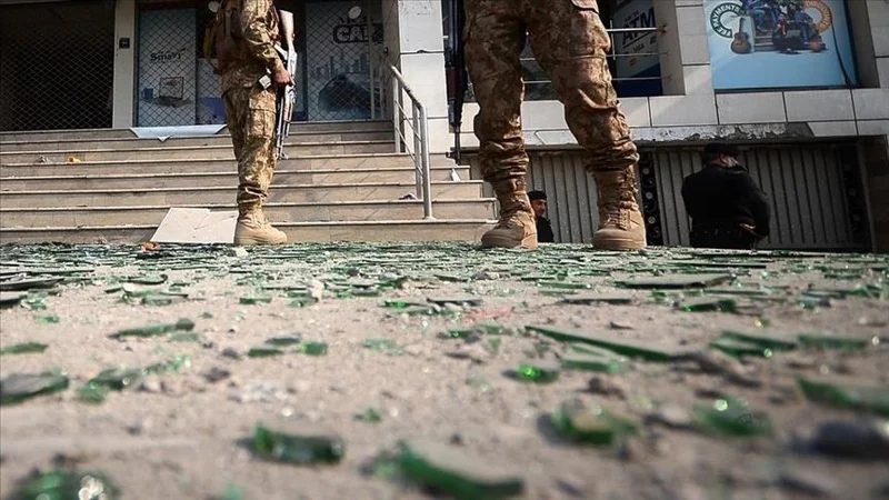 Пәкістандағы жарылыс: 13 сарбаз қаза тауып, 24-і жараланды