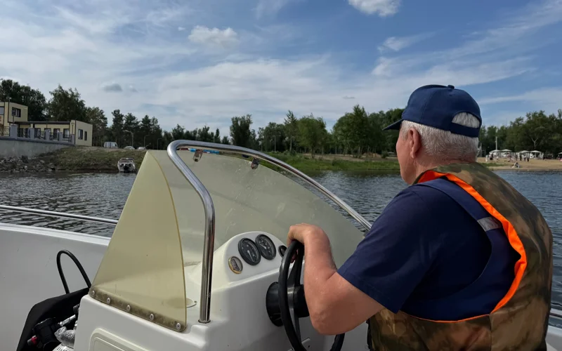 «Вода не прощает»: как в Костанайской области спасатели патрулируют опасные участки Тобола