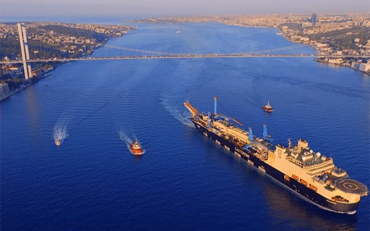 Турция вновь повысила плату за проход судов через Босфор и Дарданеллы