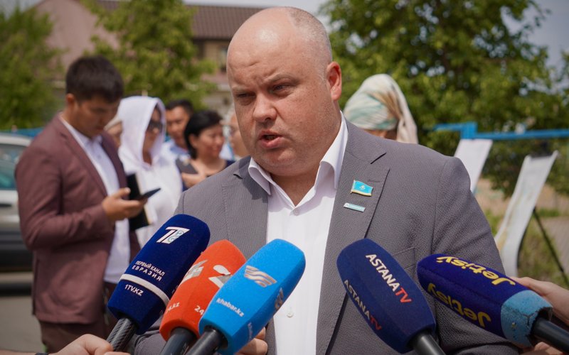 Мәжіліс депутаты Максим Рожин