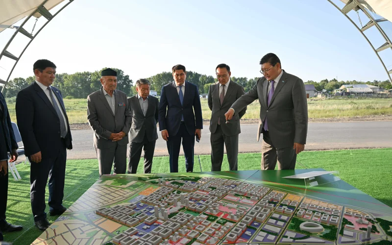 В Семей прибыла делегация из Мангистауской области