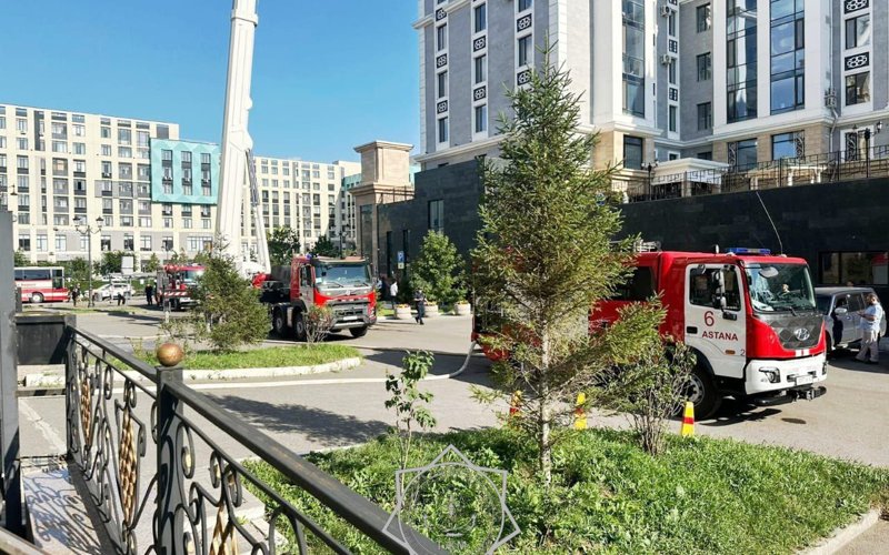 Пожар в ресторане Астаны ликвидировали, пострадавших нет
