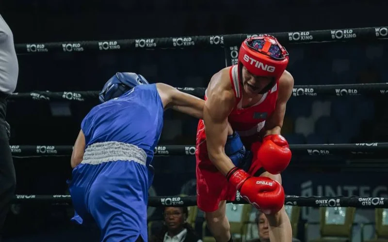 Алуа Балкибекова вышла в полуфинал Кубка мира по боксу в Астане