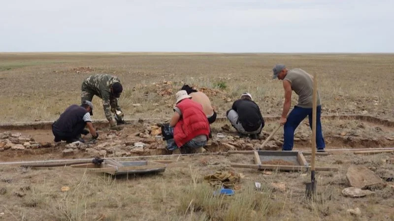 Қарағанды облысынан ортағасырлық бала зираты табылды