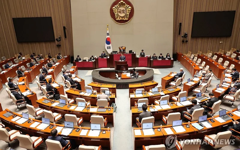 S. Korea's Nat'l Assembly passes 31.8 tln-won extra budget bill only with ruling party