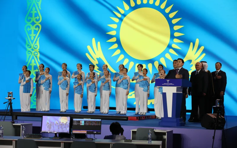 Чемпионат Азии по тяжелой атлетике среди юношей, юниоров и девушек начался в Астане