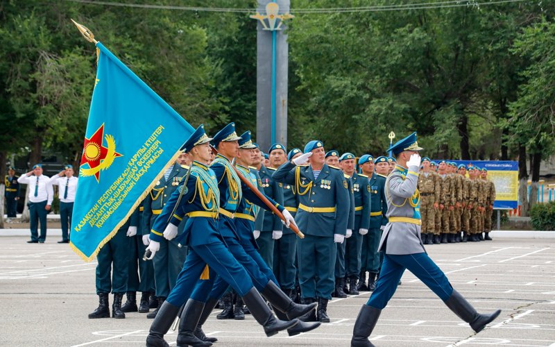 Десанттық-шабуылдау әскерлерінің құрылғанына 25 жыл – фоторепортаж Десанттық-шабуылдау әскерлерінің құрылғанына 25 жыл – фоторепортаж