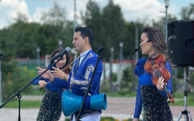 Праздничные концерты проходят в жилых массивах Астаны Праздничные концерты проходят в жилых массивах Астаны