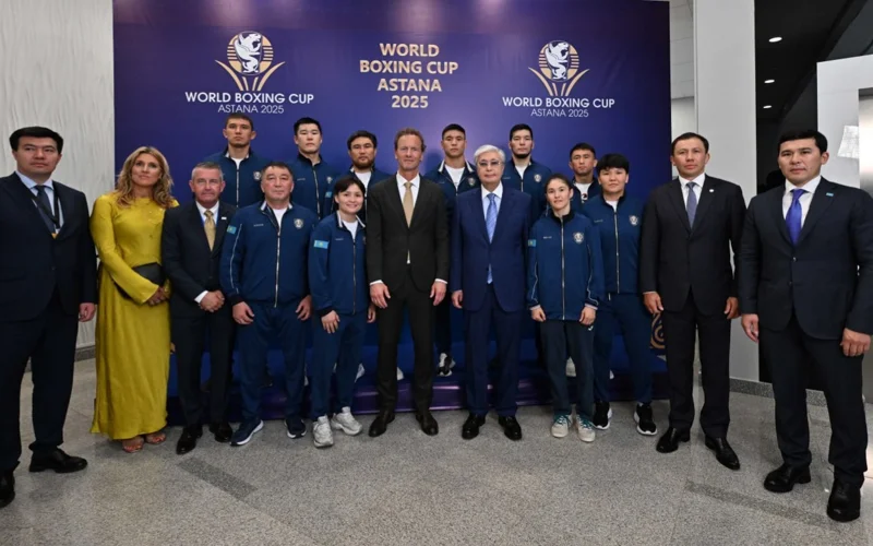 Глава государства поздравил боксеров с победой