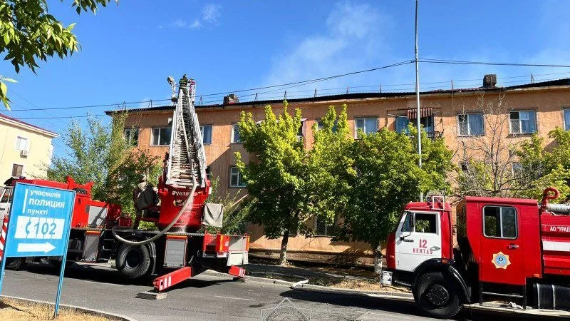 Крупный пожар в Кентау: огонь охватил 400 квадратных метров