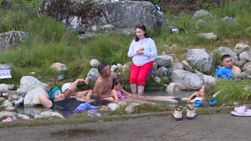 Дорогу к Рахмановским ключам впервые асфальтируют: путь к жемчужине Алтая станет доступнее Дорогу к Рахмановским ключам впервые асфальтируют: путь к жемчужине Алтая станет доступнее