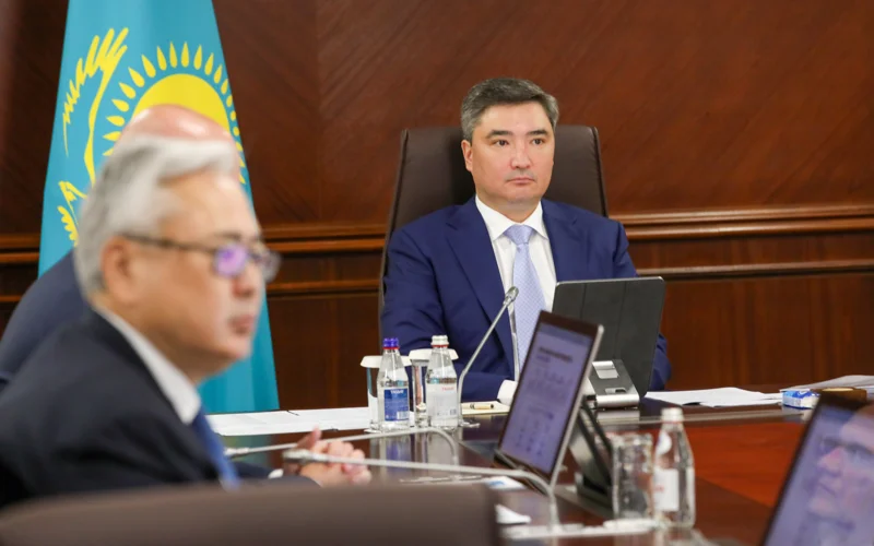 Қағазбен есеп жүргізгенді қою керек — Олжас Бектенов