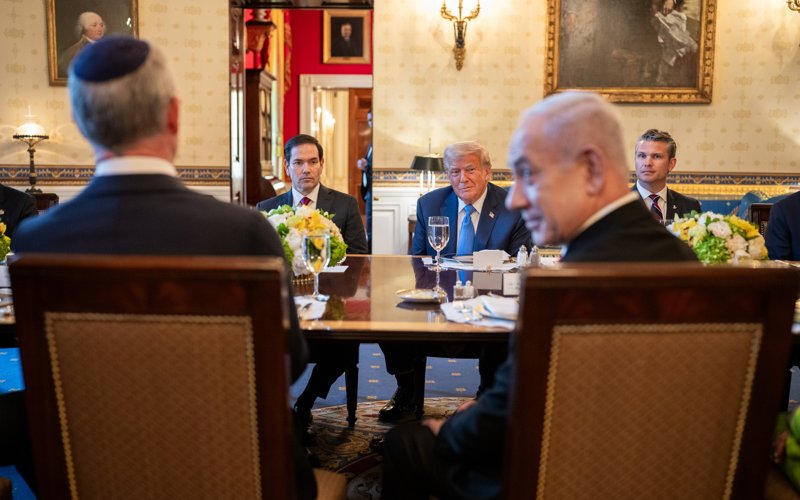 Netanyahu nominates Trump for Nobel Peace Prize during meeting in Washington The White House