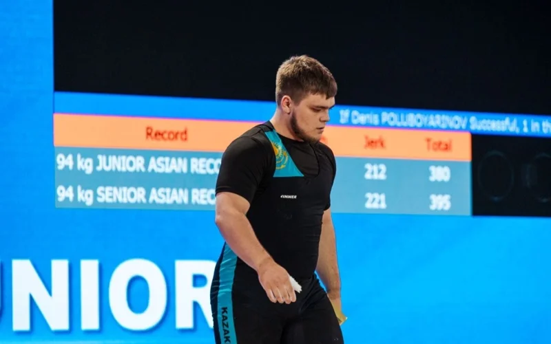 Kazakh weightlifter breaks record at Asian Junior and Youth Championships
