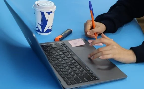 алаяқтар өздерін атқарушы органдардың басшылары болып таныстырады