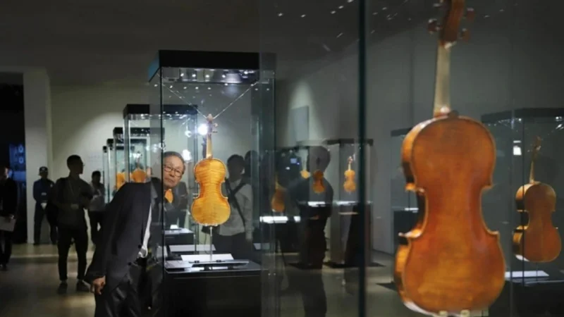 Токиода Страдиваридің Екінші дүниежүзілік соғыс кезінде ұрланған скрипкасы табылды