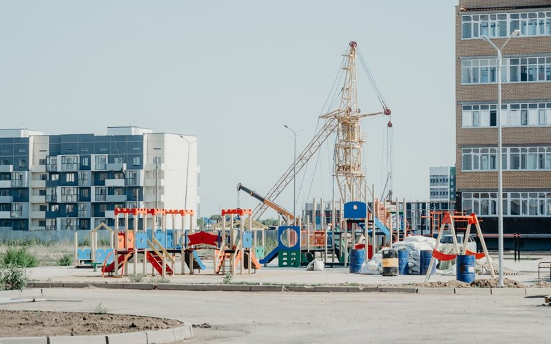 Мәжіліс депутаты Оралдағы «Ақжайық» шағынауданының құрылыс барысымен танысты Мәжіліс депутаты Оралдағы «Ақжайық» шағынауданының құрылыс барысымен танысты