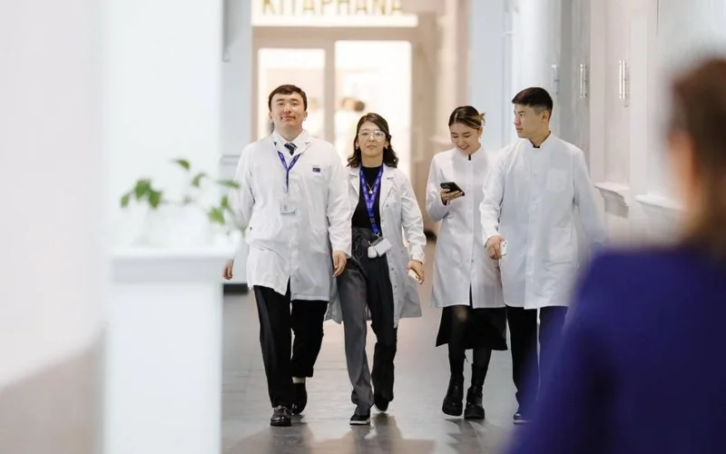 Medıtsınalyq kolledjderge túsý úshin túsý emtıhandary engizildi 