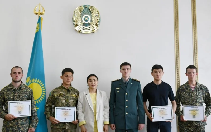 Гранты на обучение в вузах получили отслужившие в армии жители Карагандинской области