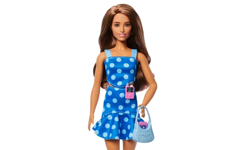 Появилась новая Барби — с диабетом первого типа