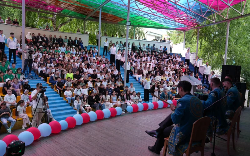 Бурабайда «Мен Qazaqпын» халықаралық балалар құрылтайы өтті