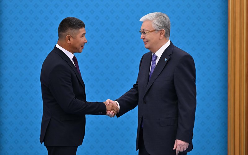 Президент су шаруашылығын дамытуға елеулі үлес қосқан бір топ азаматты марапаттады Президент су шаруашылығын дамытуға елеулі үлес қосқан бір топ азаматты марапаттады
