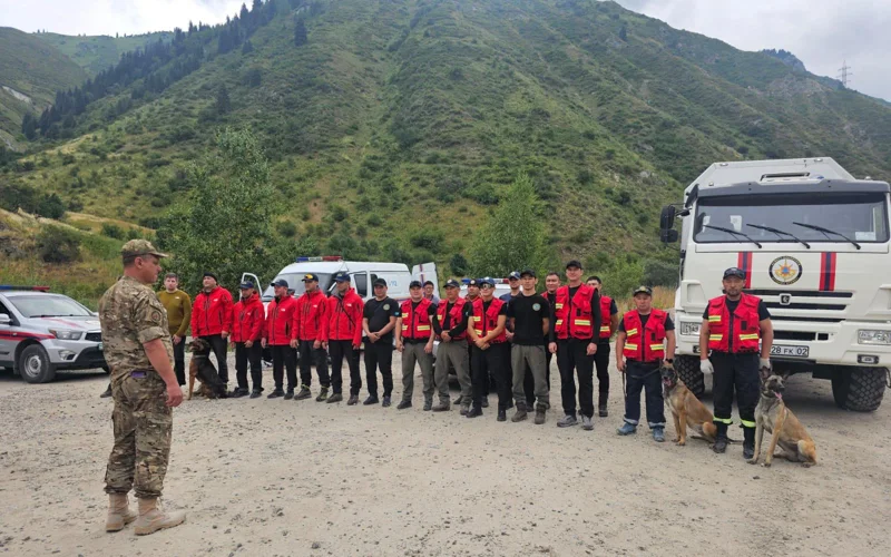 В горах вблизи Алматы четвертые сутки ищут пропавшего студента