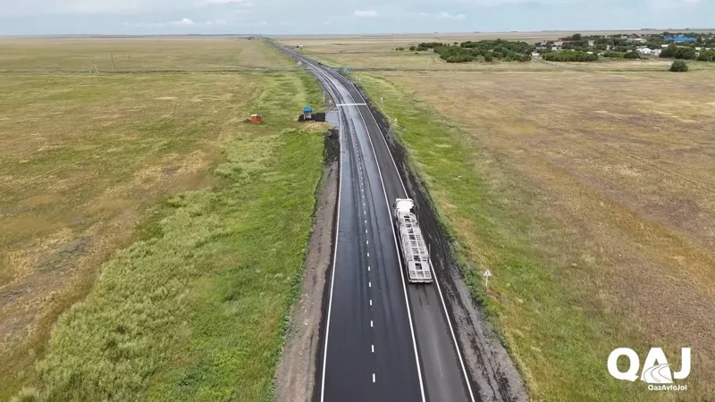 Участок трассы, построенной более 80 лет назад, отремонтировали в Костанайской области