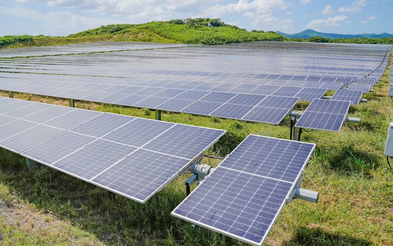 Solar becomes the EU’s largest source of electricity for the first time Solar panels