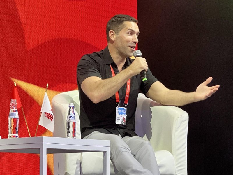 Scott Adkins makes a wish in Astana and says he’s ready for a local role Scott Adkins