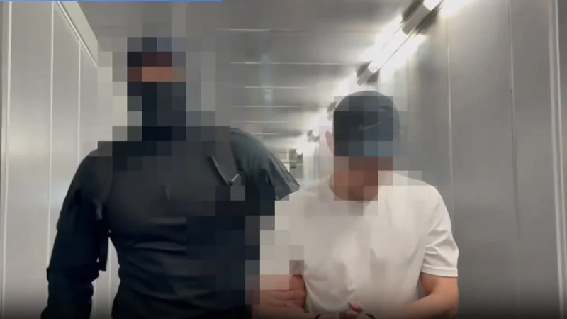 Подельника «Дикого Армана» экстрадировали в Казахстан из ОАЭ