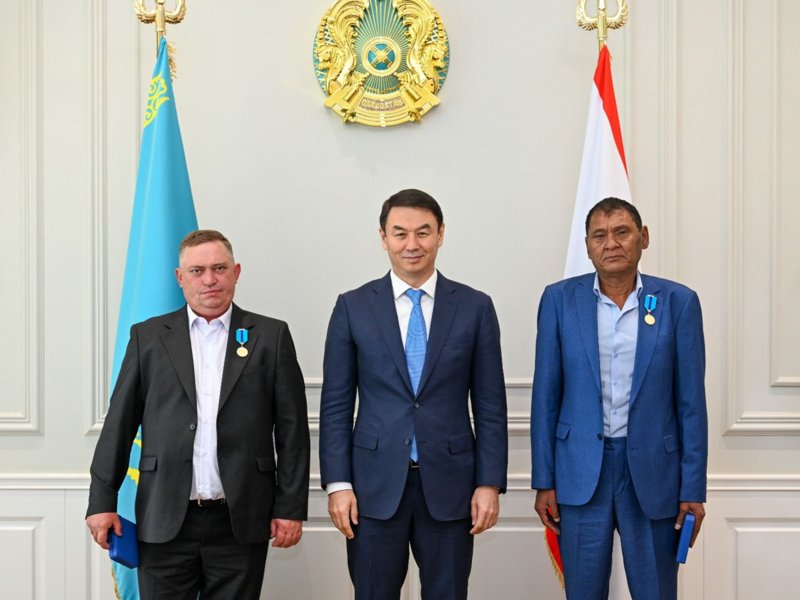 Мәдениет және еңбек адамдарына Президент атынан мемлекеттік наградалар тапсырылды
