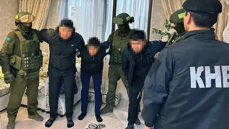 Қазақстан да нысанада тұр: Сағымбаев еліміздің ішкі және сыртқы жаулары туралы айтты Қазақстан да нысанада тұр: Сағымбаев еліміздің ішкі және сыртқы жаулары туралы айтты