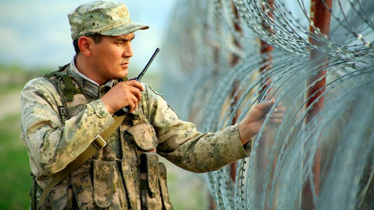 Наташа Хенстридждің эротикалық фотосуреттері